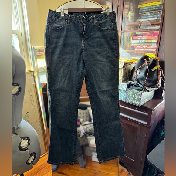 Aura Jeans Size 16 G.U.C. Back Pocket Embellishments 32” - Picture 8 of 9